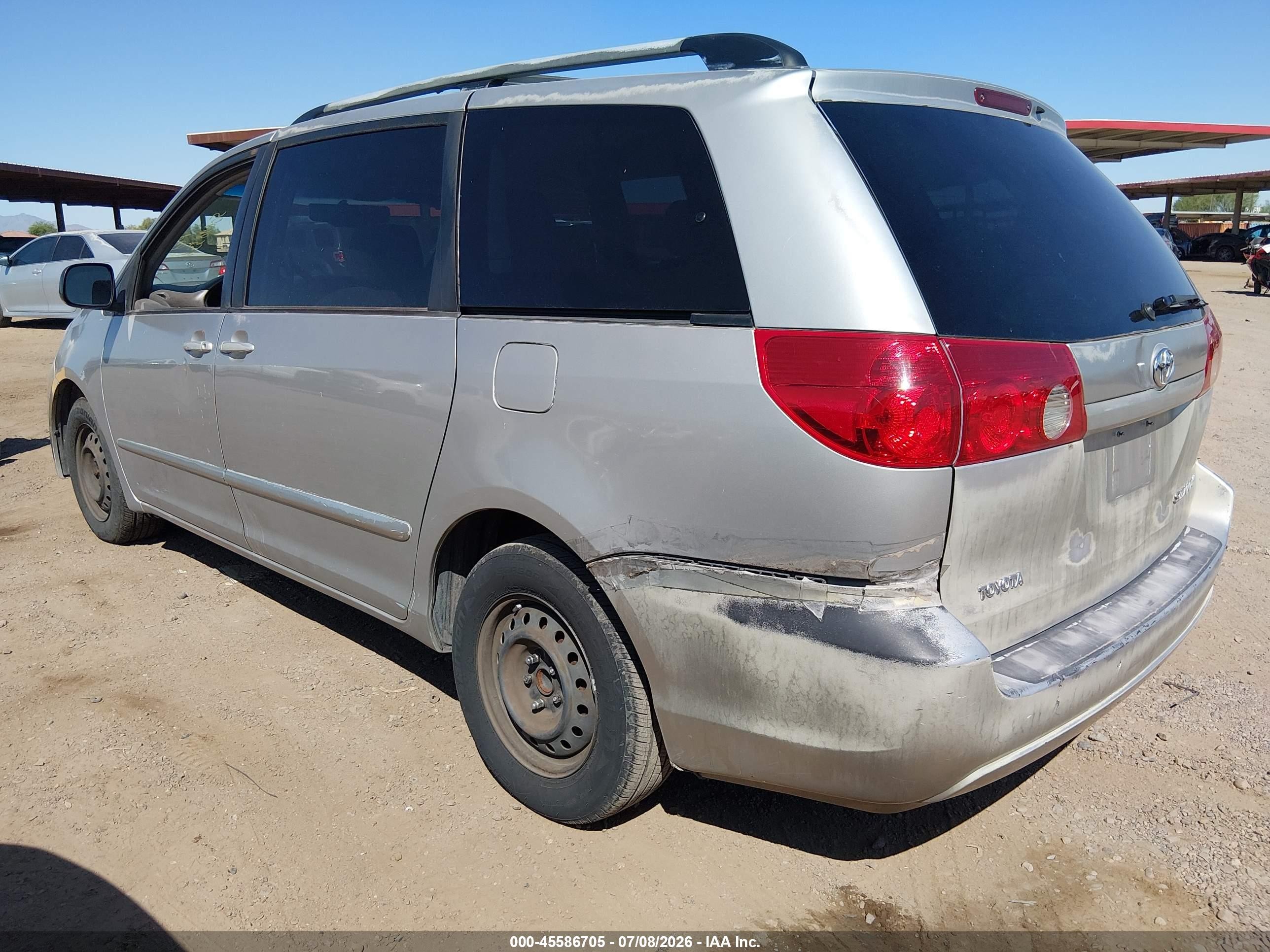 2007 Toyota Sienna Le Silver vin: 5TDZK23C27S043619
