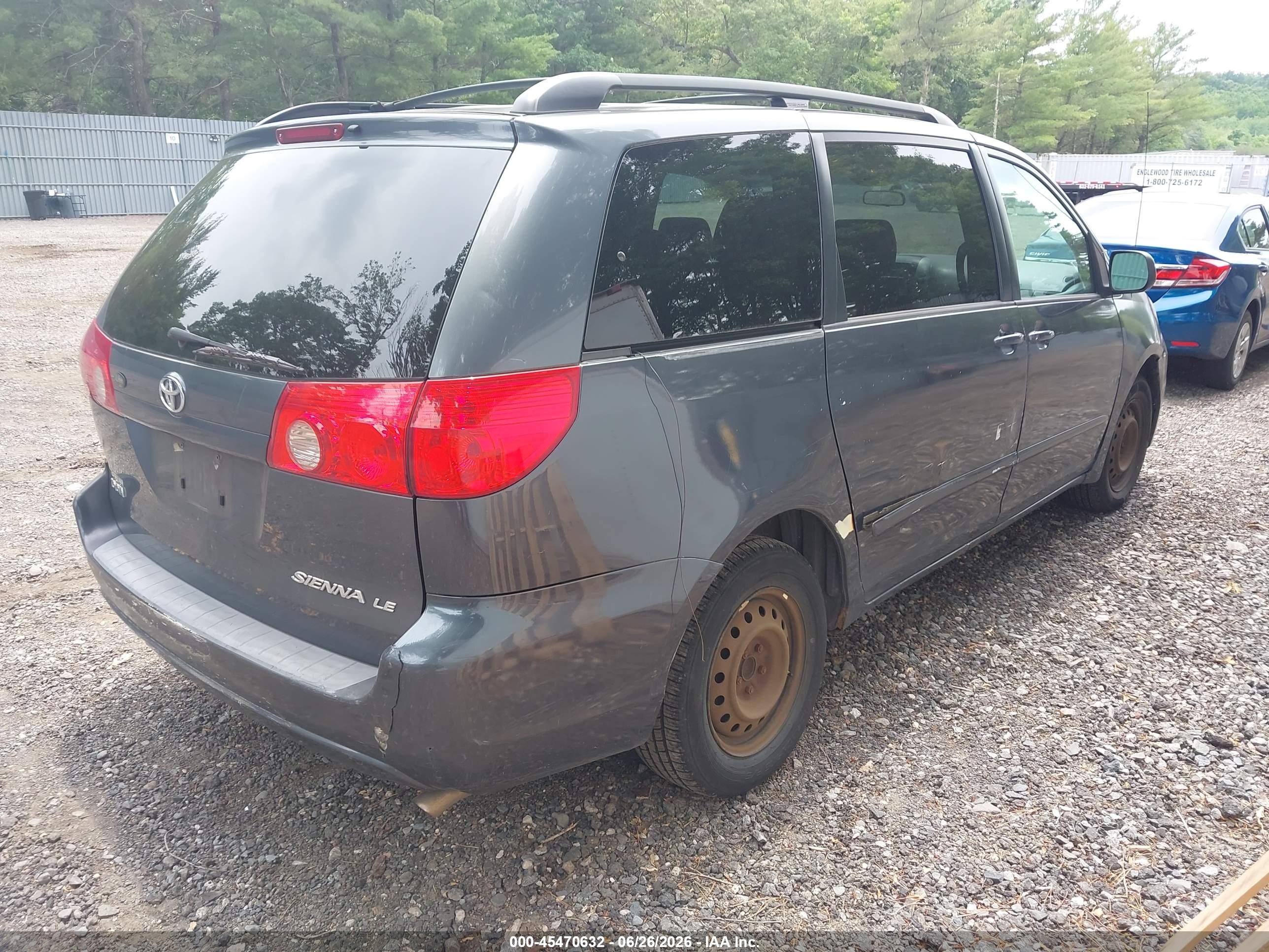 2007 Toyota Sienna Le Blue vin: 5TDZK23C27S076149