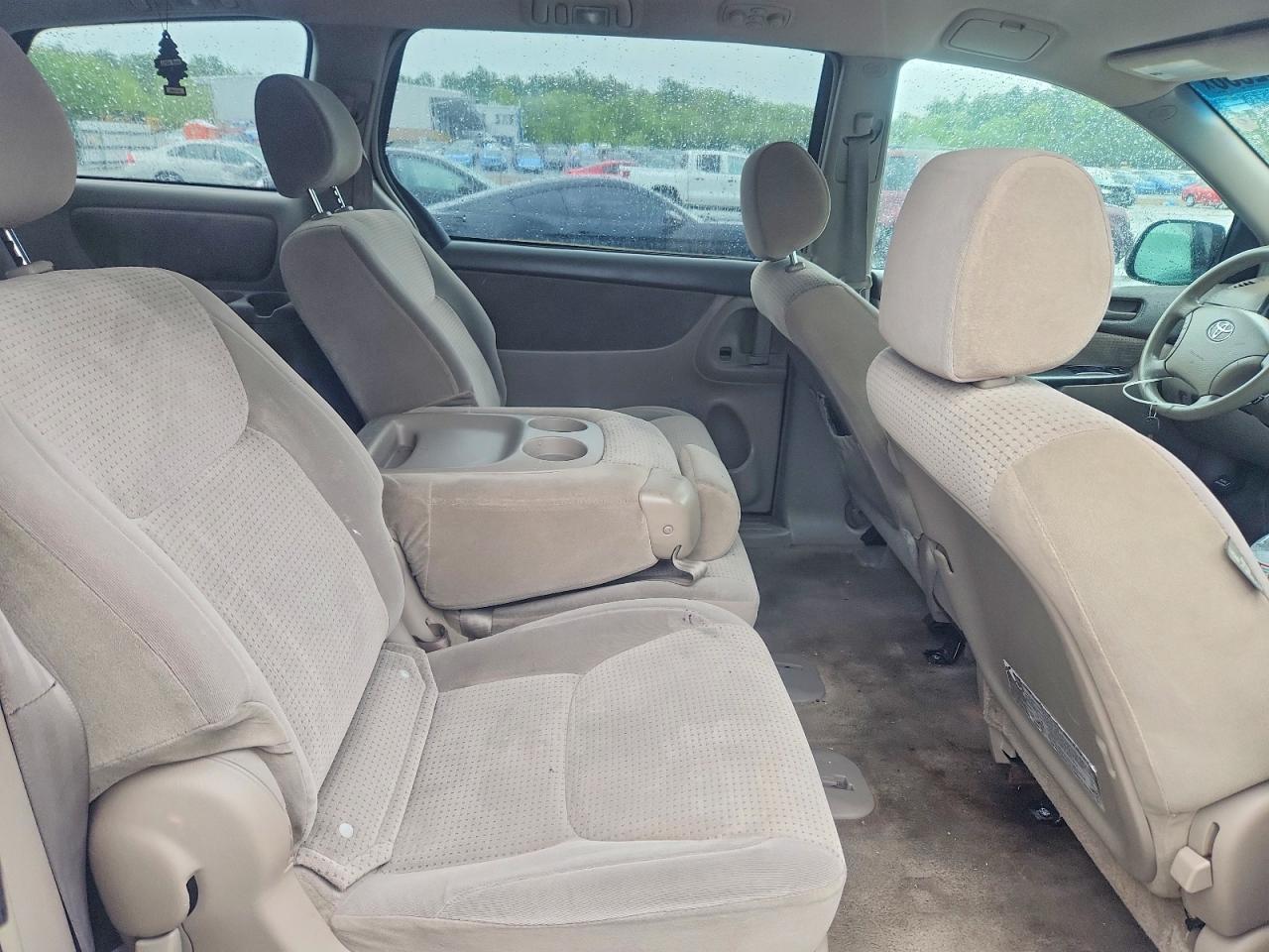2007 Toyota Sienna Le 8-passenger Blue vin: 5TDZK23C27S097082