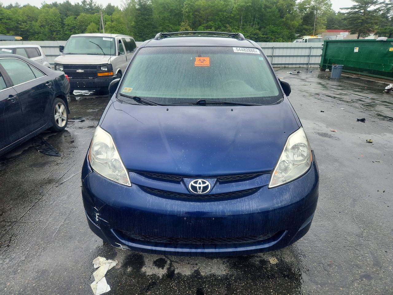 2007 Toyota Sienna Le 8-passenger Blue vin: 5TDZK23C27S097082