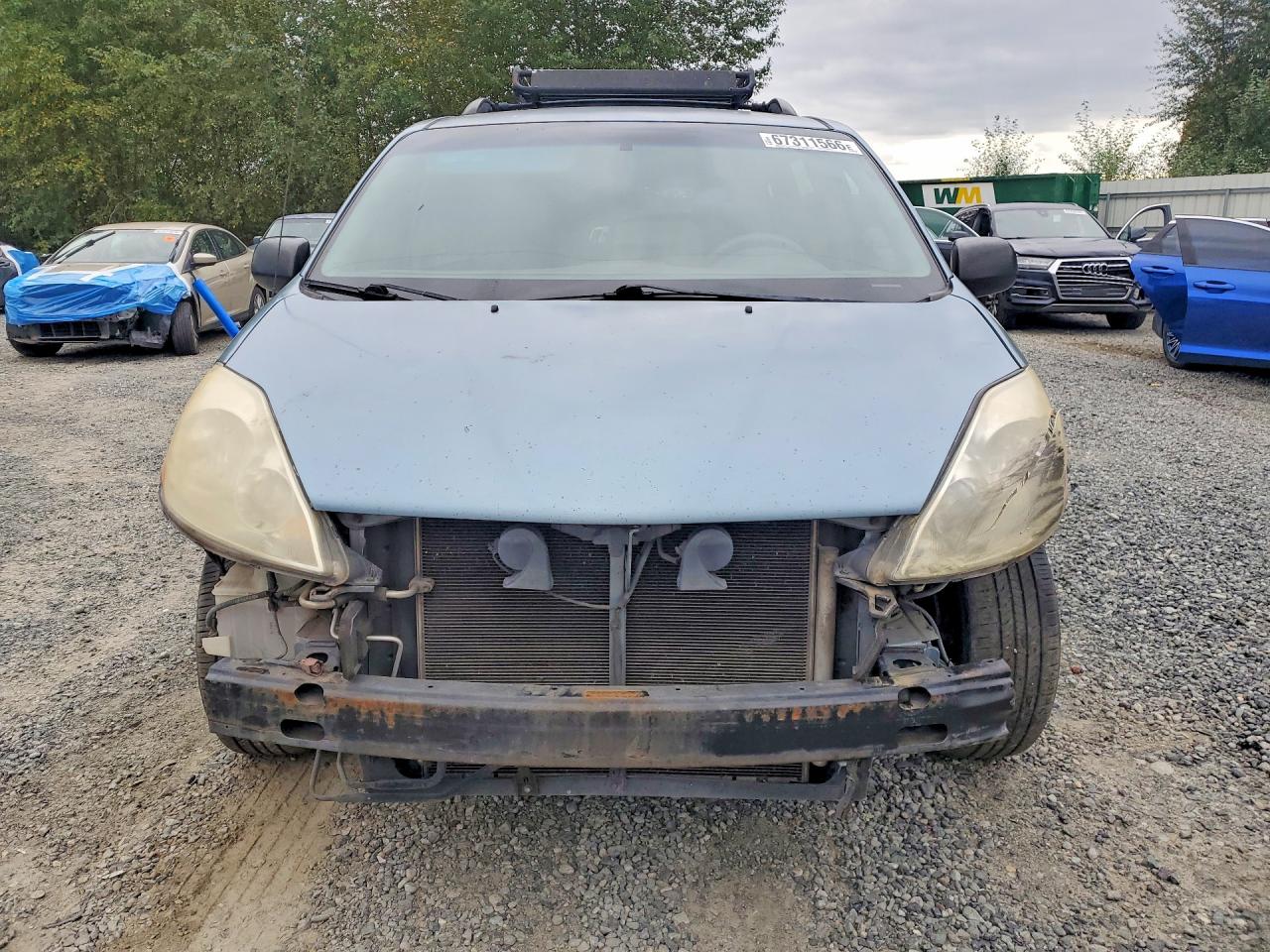 2008 Toyota Sienna Le 7-passenger Blue vin: 5TDZK23C28S131992