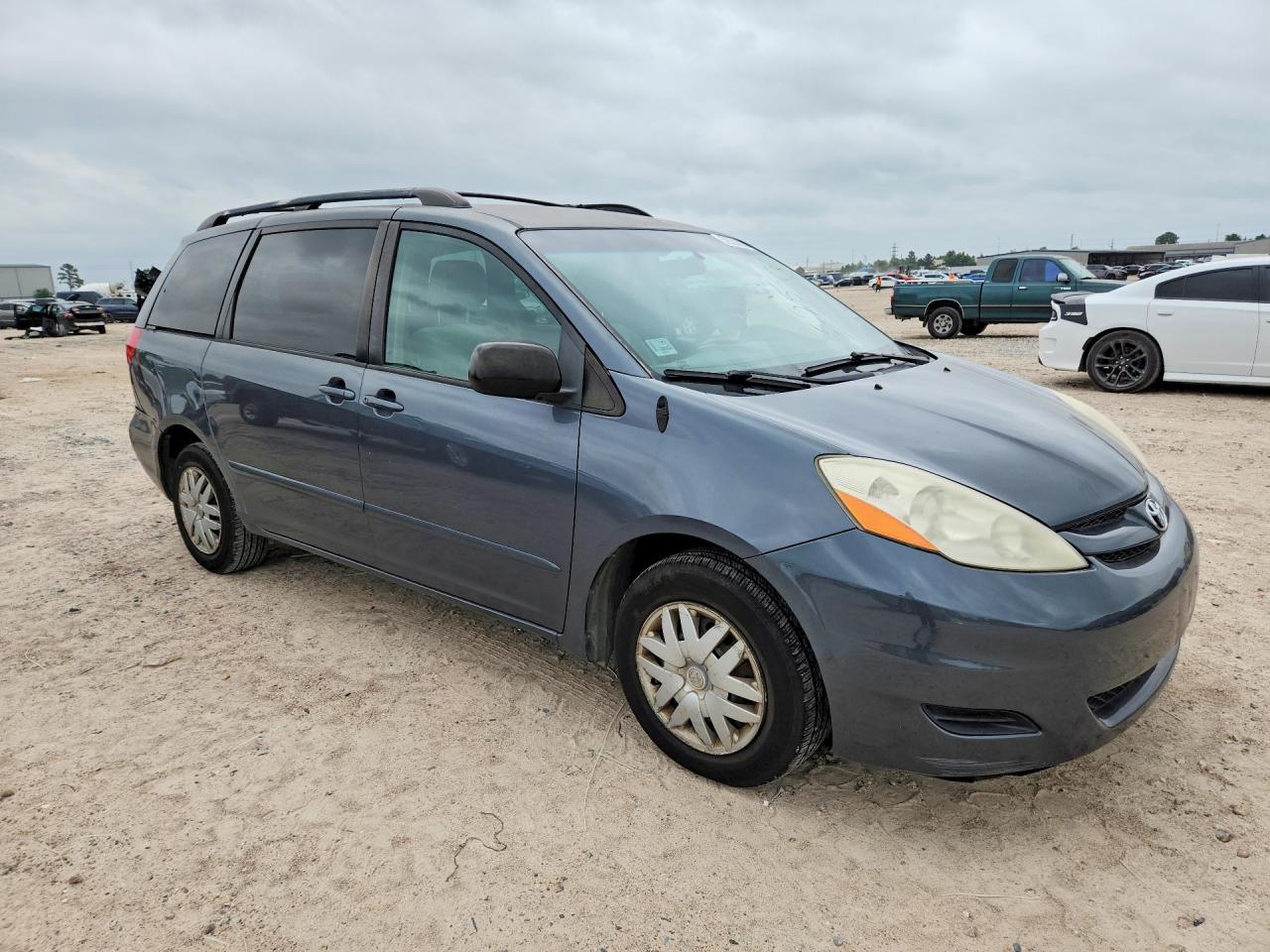 2008 Toyt Sienna Gray vin: 5TDZK23C28S142684