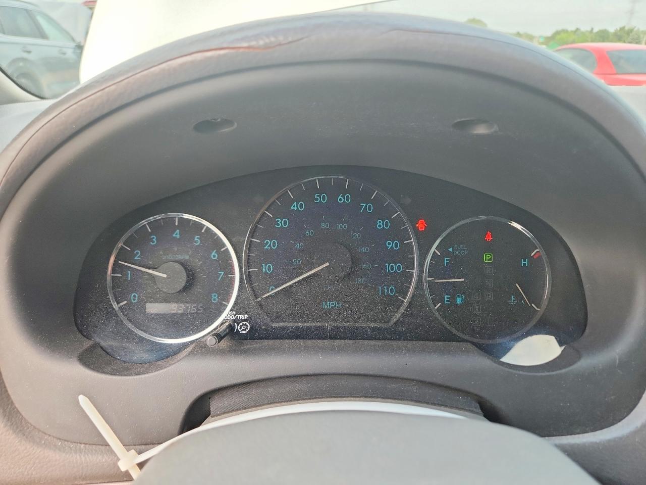 2008 Toyota Sienna Le 7-passenger Silver vin: 5TDZK23C28S148081