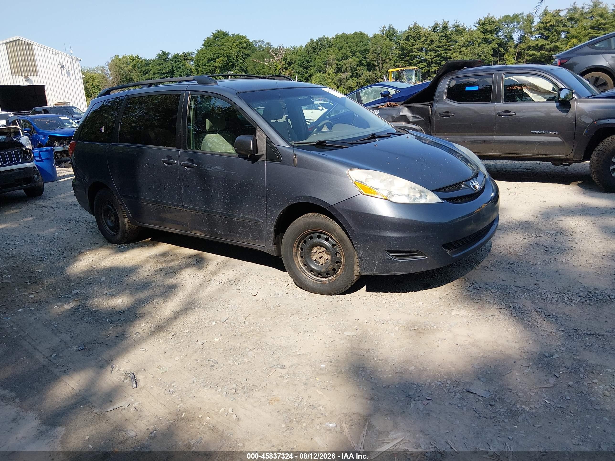 2008 Toyota Sienna Le Серый vin: 5TDZK23C28S163969