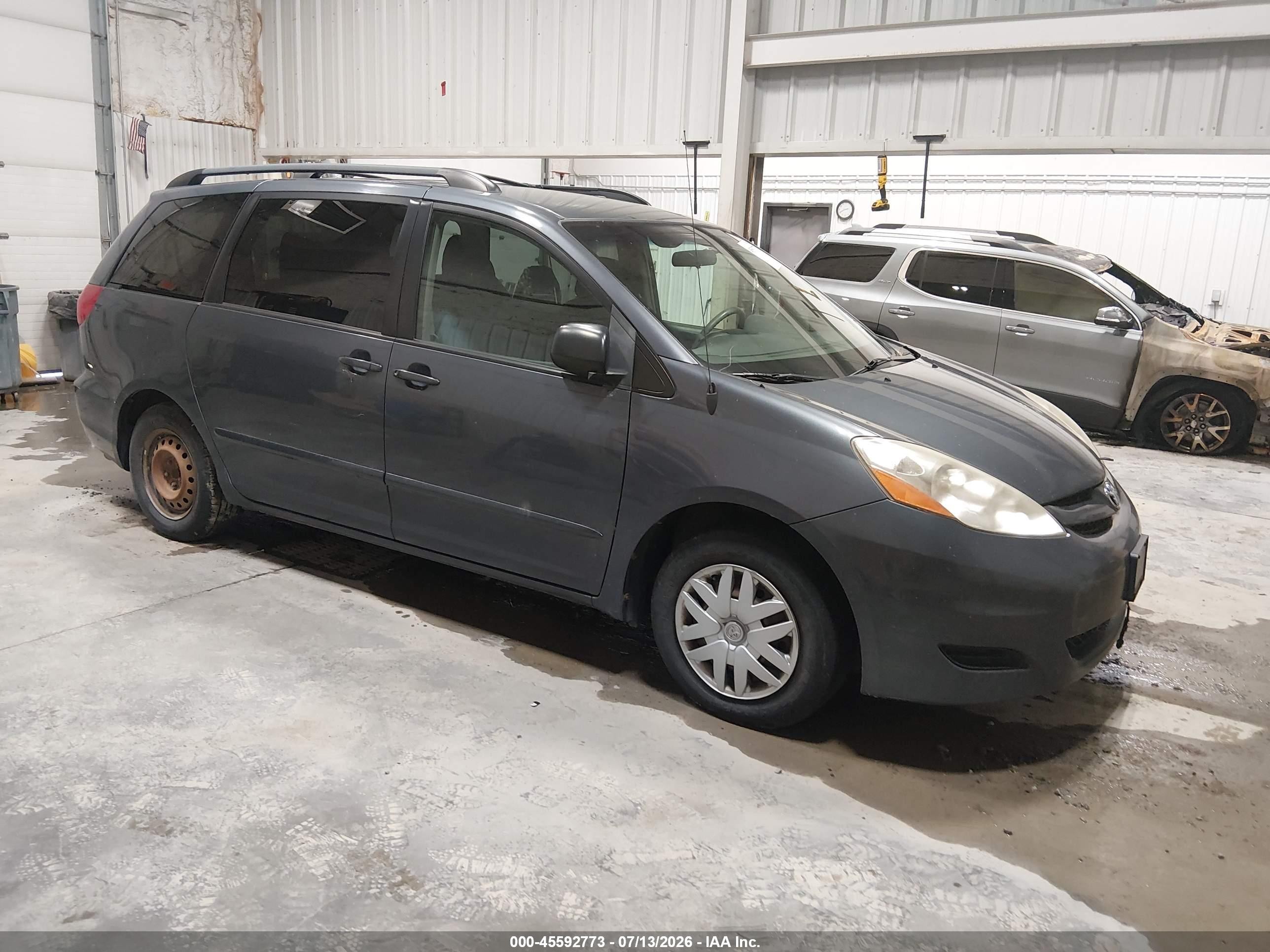 2008 Toyota Sienna Le Blue vin: 5TDZK23C28S166063
