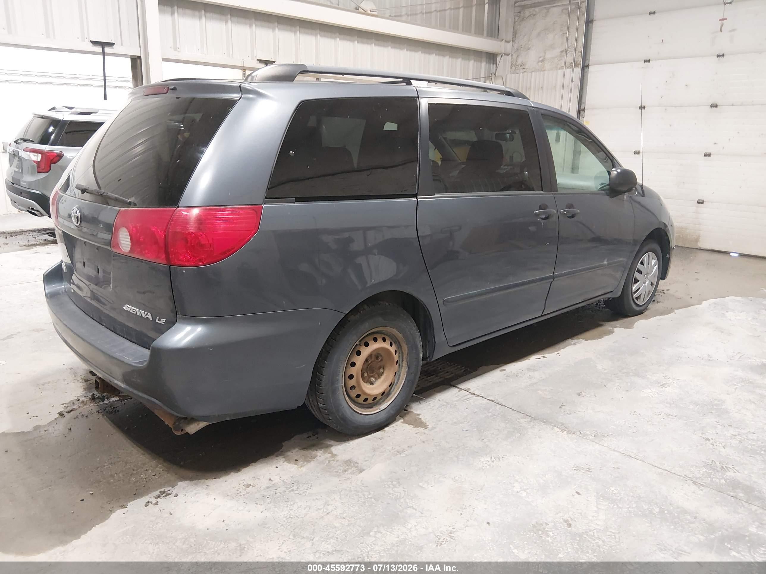2008 Toyota Sienna Le Blue vin: 5TDZK23C28S166063