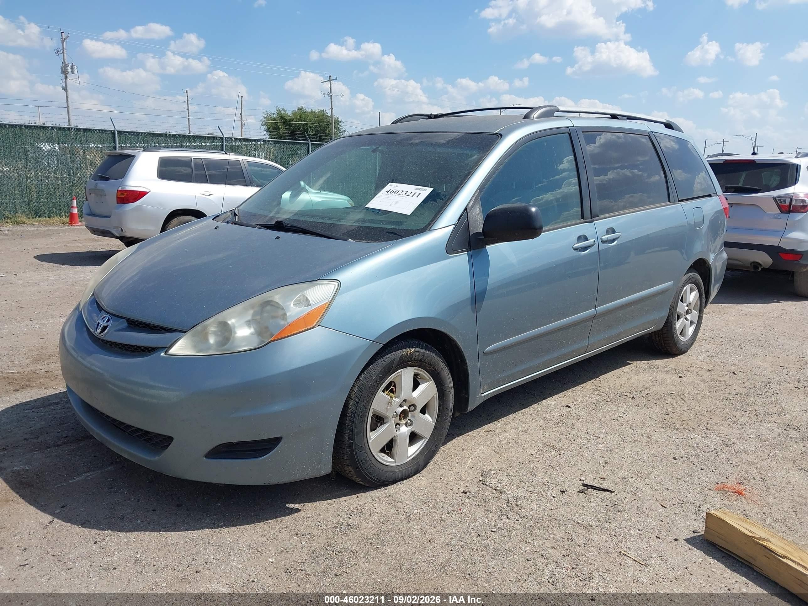 2008 Toyota Sienna Le Blue vin: 5TDZK23C28S170579