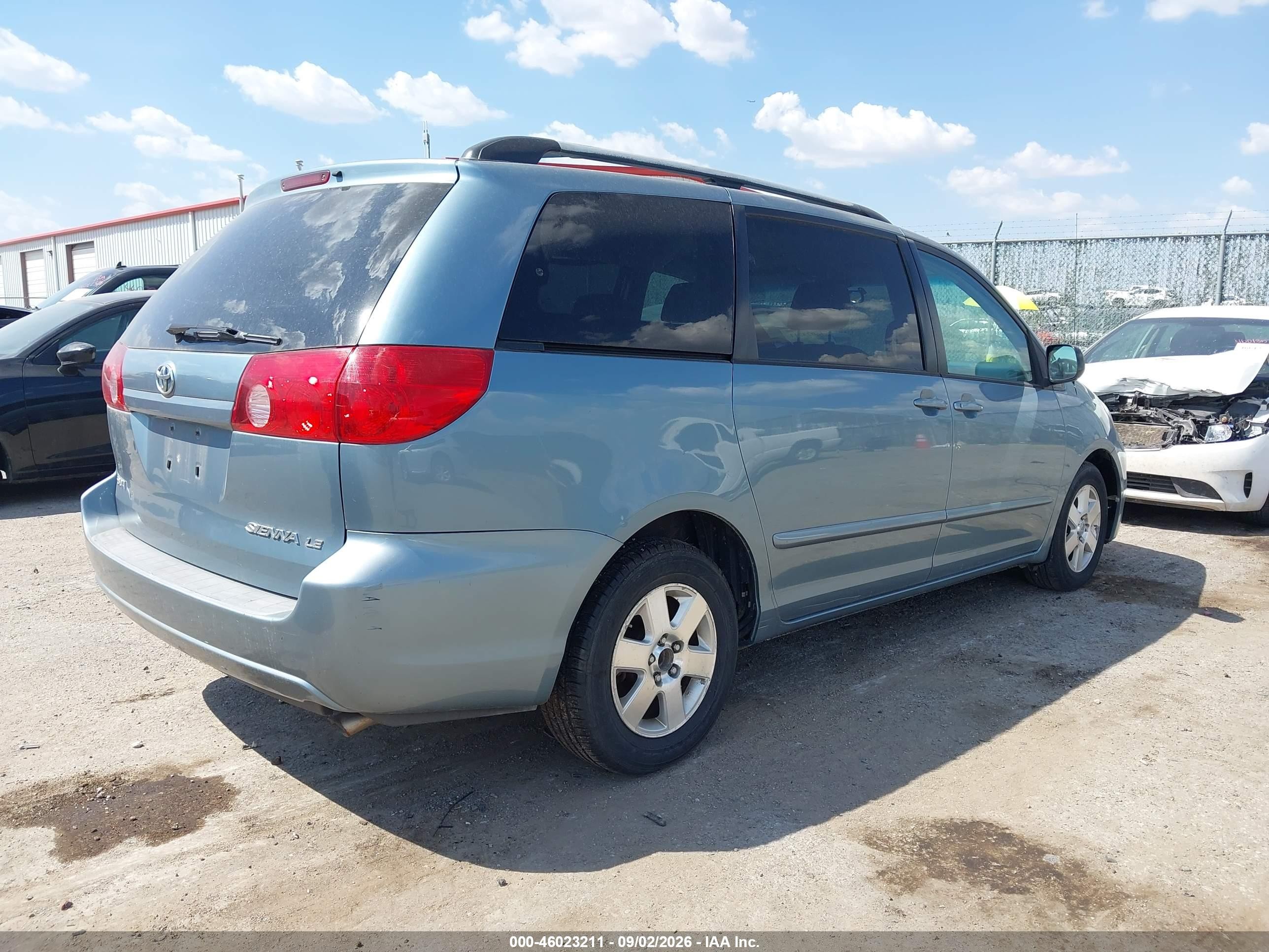 2008 Toyota Sienna Le Blue vin: 5TDZK23C28S170579
