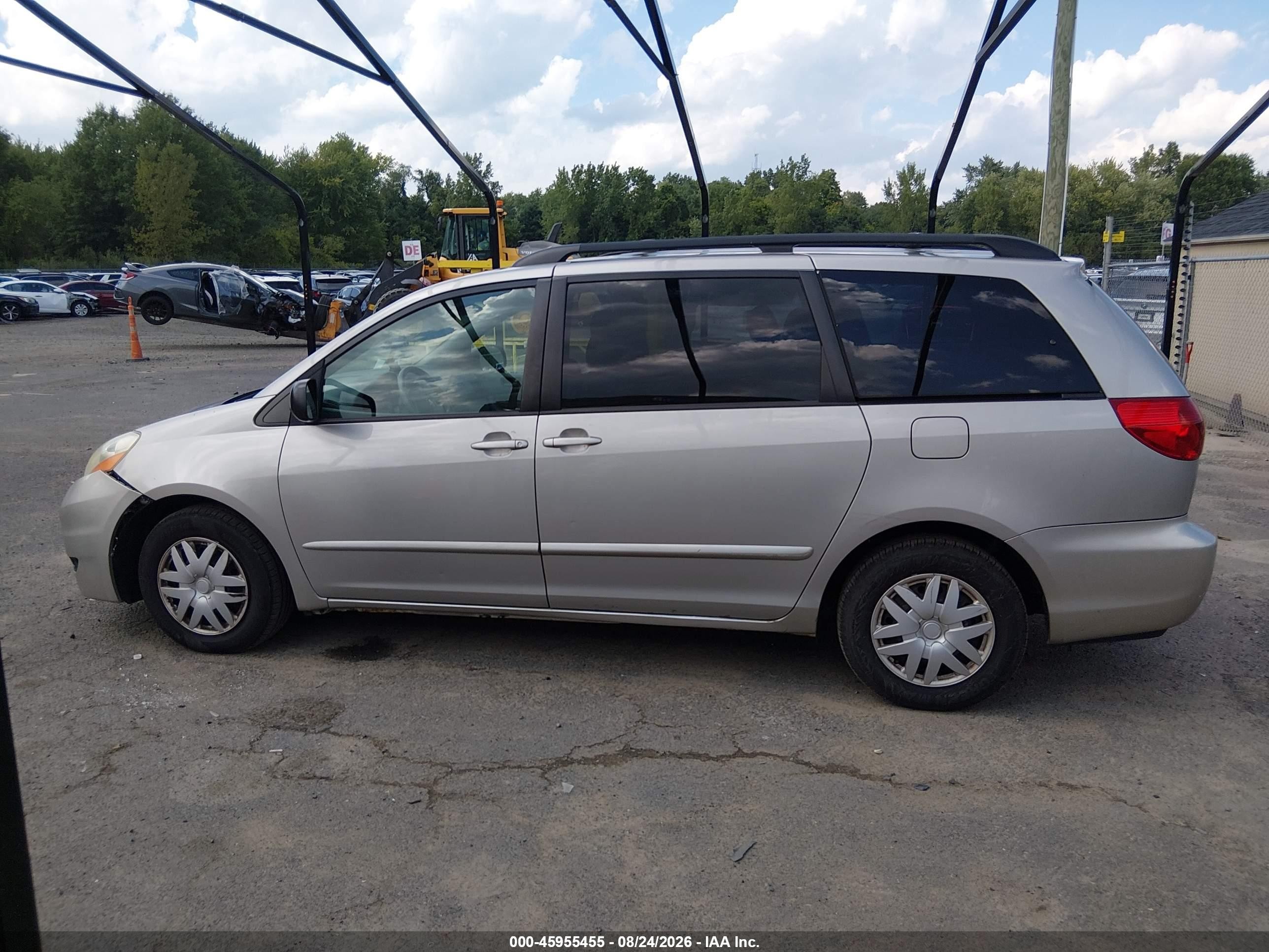 2008 Toyota Sienna Le Gold vin: 5TDZK23C28S179265