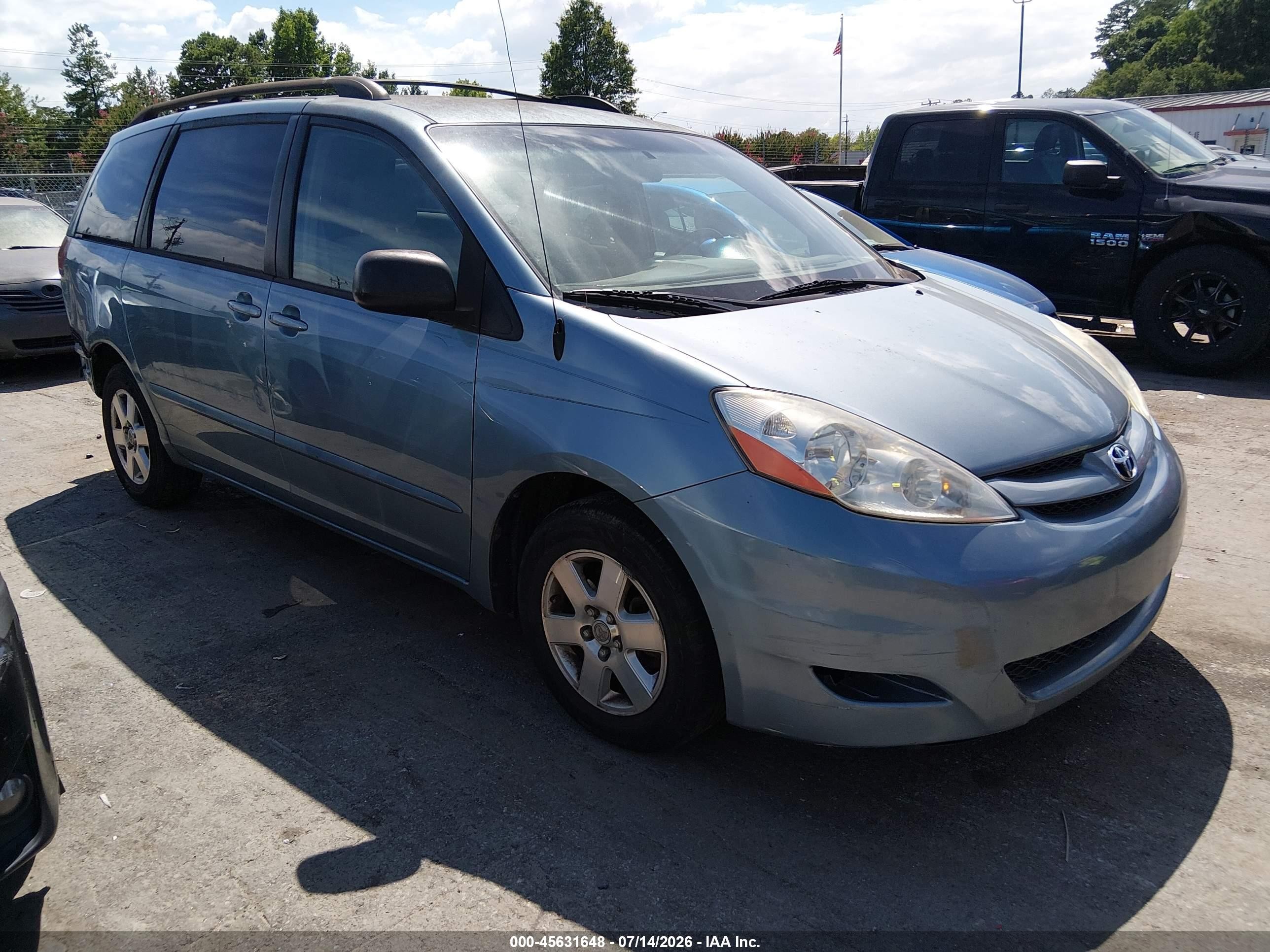 2008 Toyota Sienna Le Blue vin: 5TDZK23C28S192081