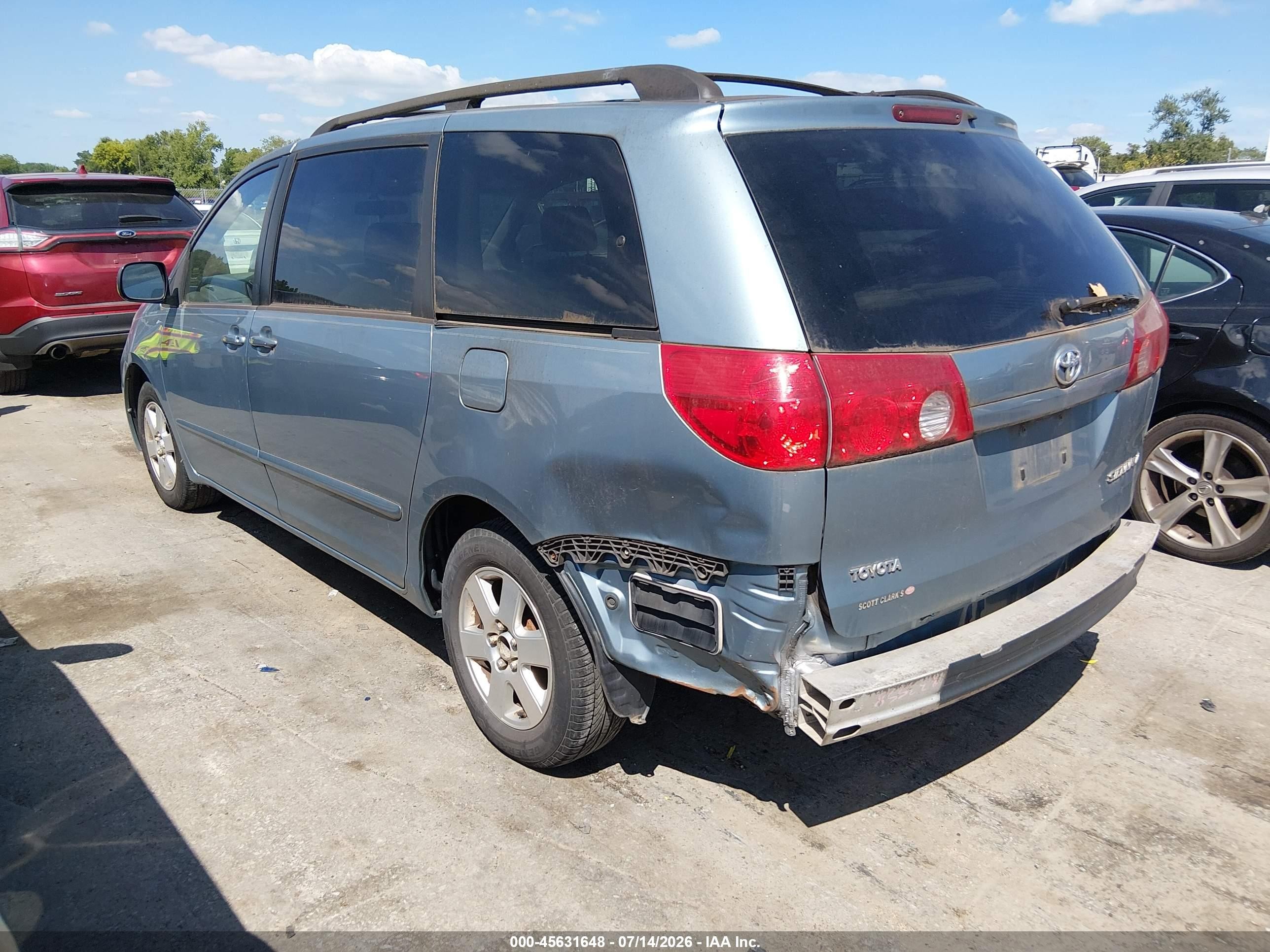 2008 Toyota Sienna Le Blue vin: 5TDZK23C28S192081