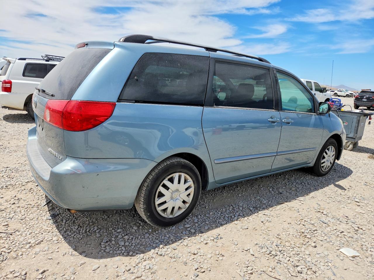 2008 Toyota Sienna Turquoise vin: 5TDZK23C28S208473