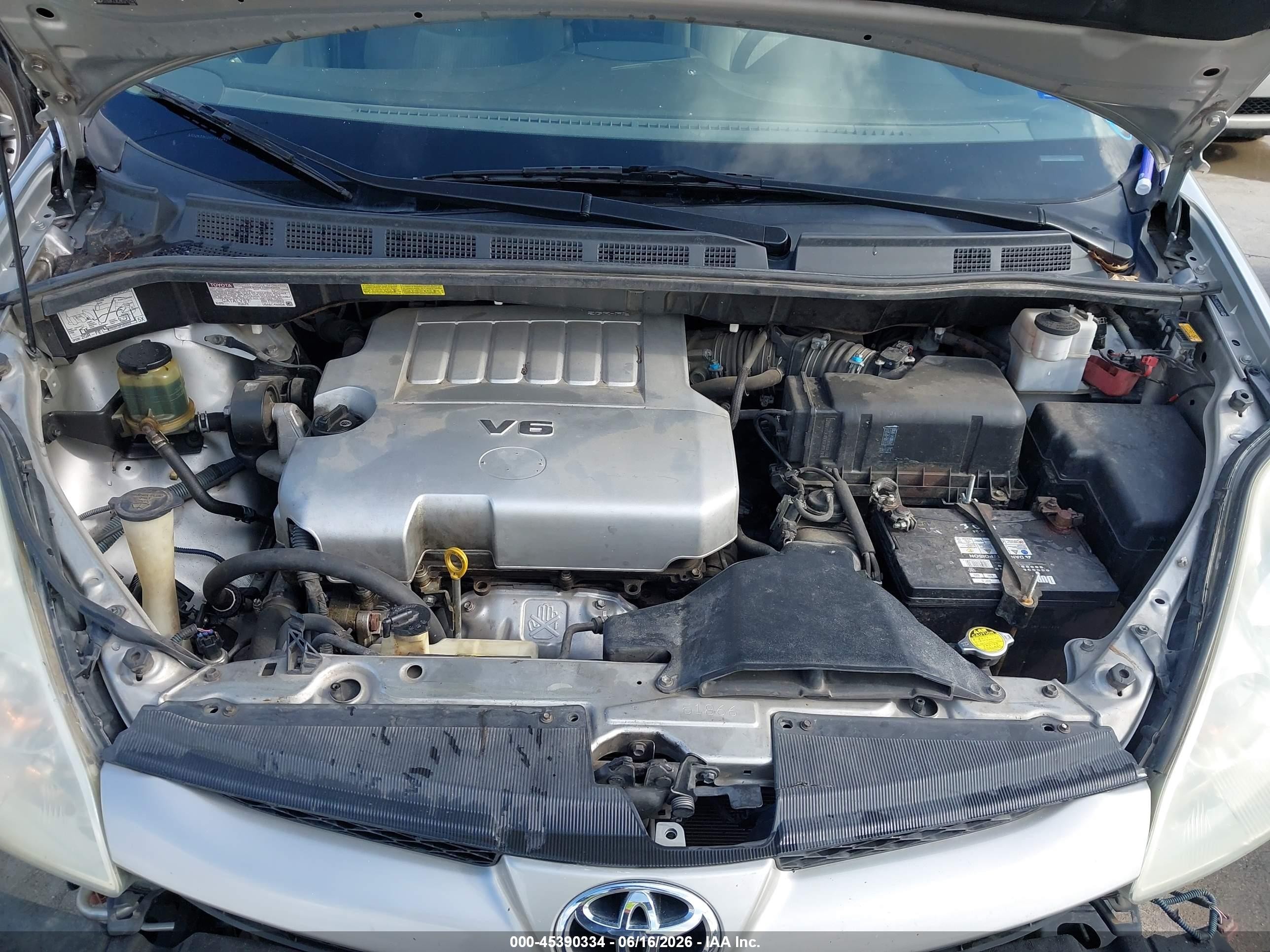 2008 Toyota Sienna Le Серебряный vin: 5TDZK23C28S213141