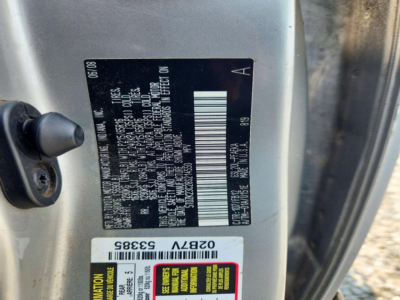 2008 Toyota Sienna Ce 7-passenger Silver vin: 5TDZK23C28S214550