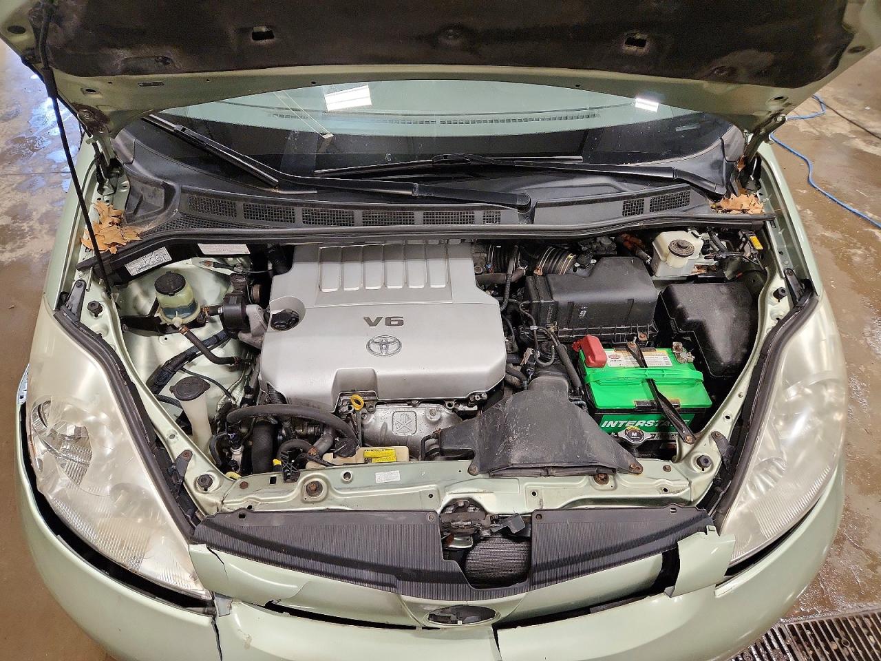 2007 Toyota Sienna Le 7-passenger Green vin: 5TDZK23C37S053589
