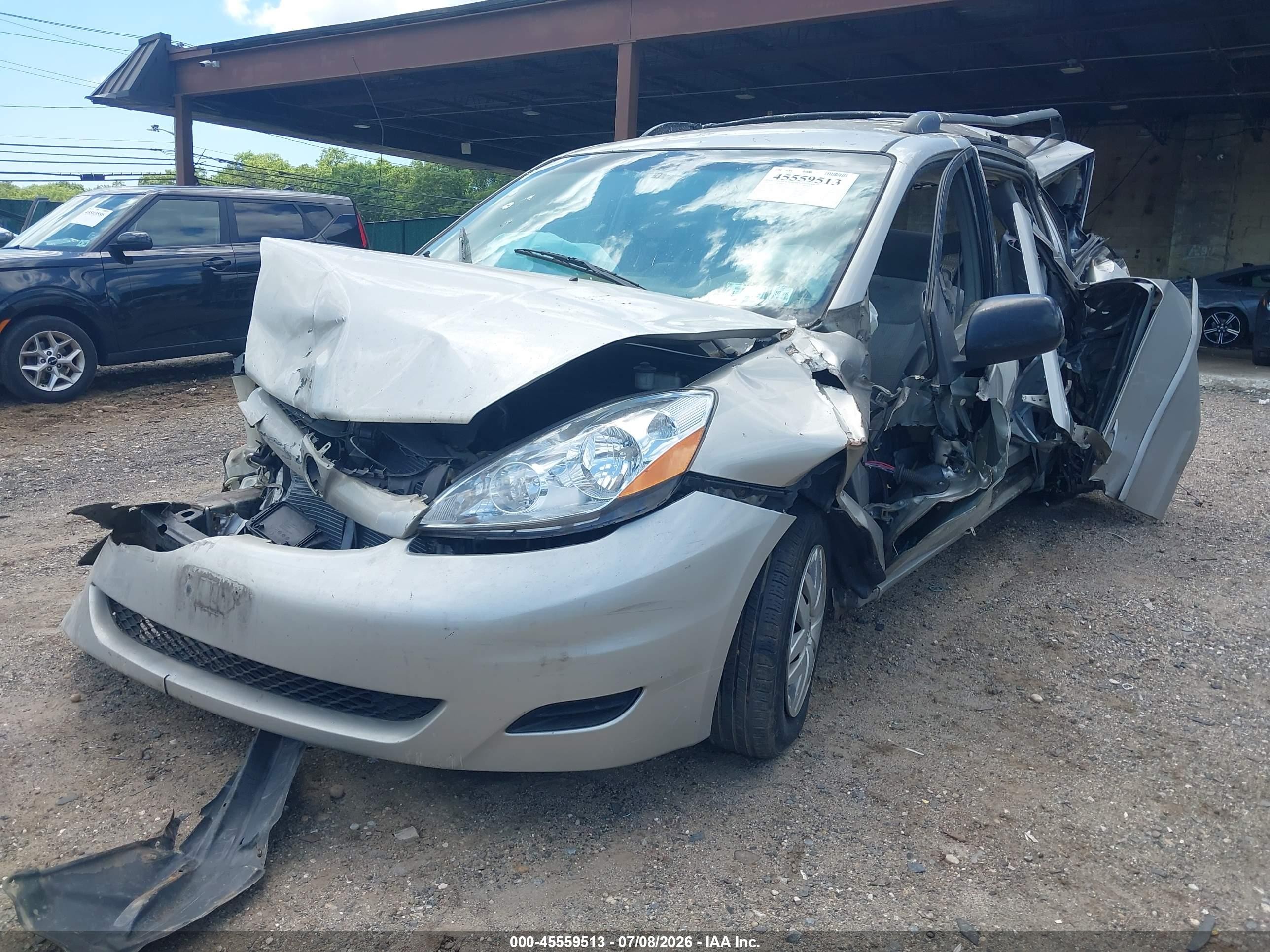 2007 Toyota Sienna Le Бежевый vin: 5TDZK23C37S055911