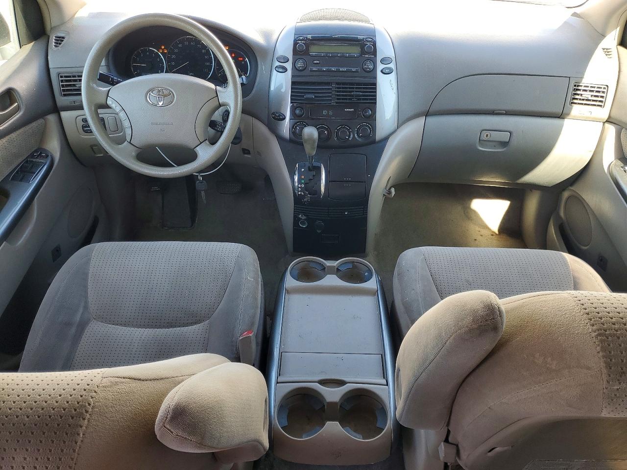 2007 Toyota Sienna Le 7-passenger Белый vin: 5TDZK23C37S085698