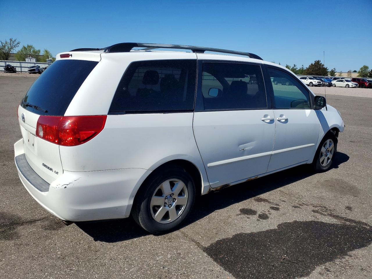 2007 Toyota Sienna Le 7-passenger Белый vin: 5TDZK23C37S085698