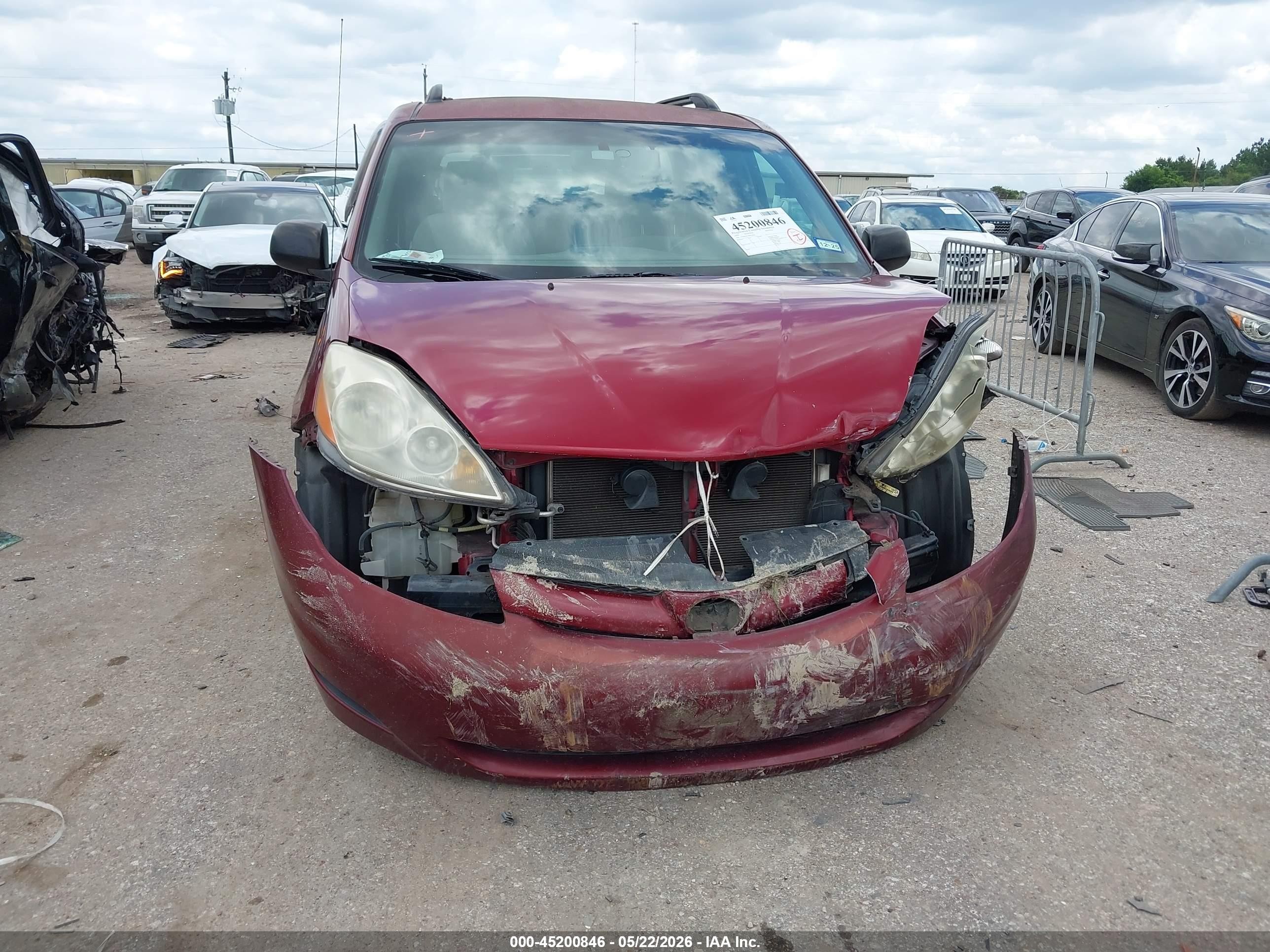 2008 Toyota Sienna Le Burgundy vin: 5TDZK23C38S116028