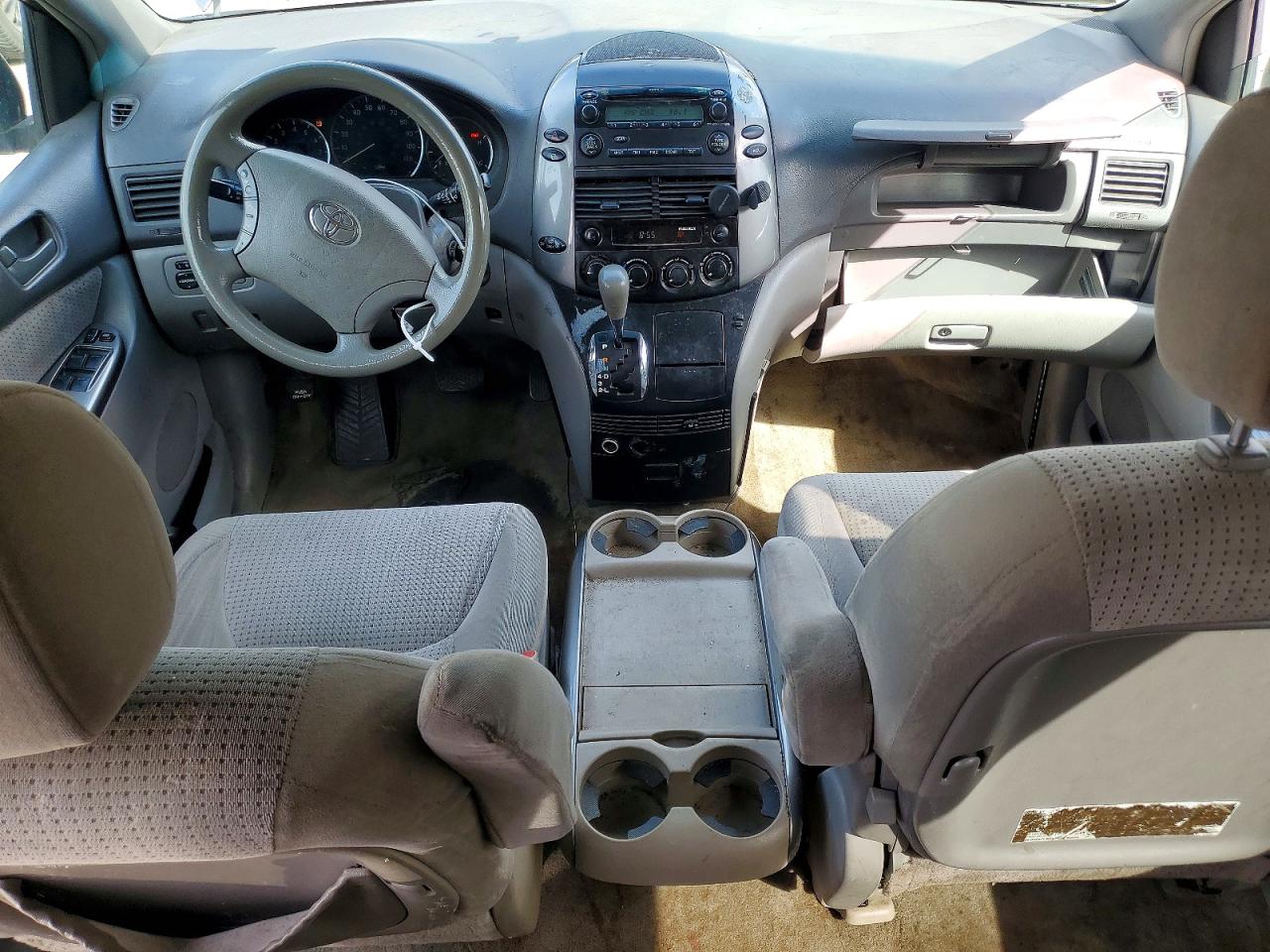 2008 Toyota Sienna Le 8-passenger Gray vin: 5TDZK23C38S119219
