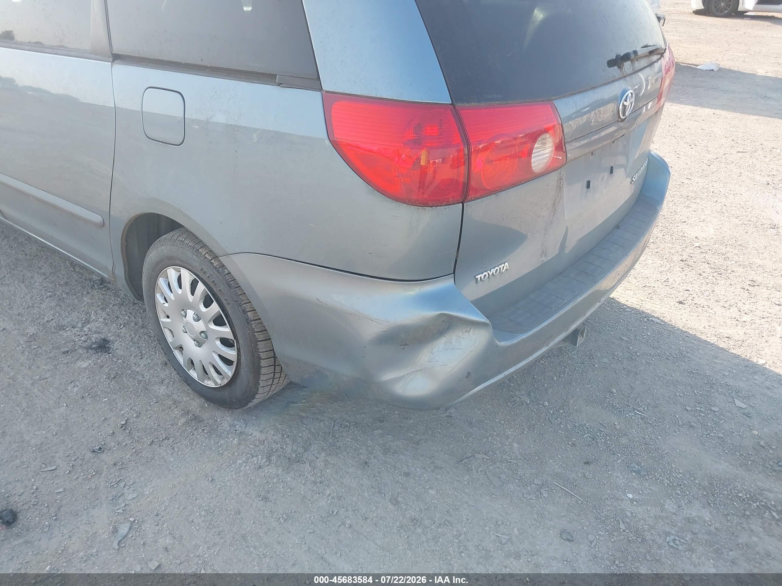 2008 Toyota Sienna Le Blue vin: 5TDZK23C38S123397