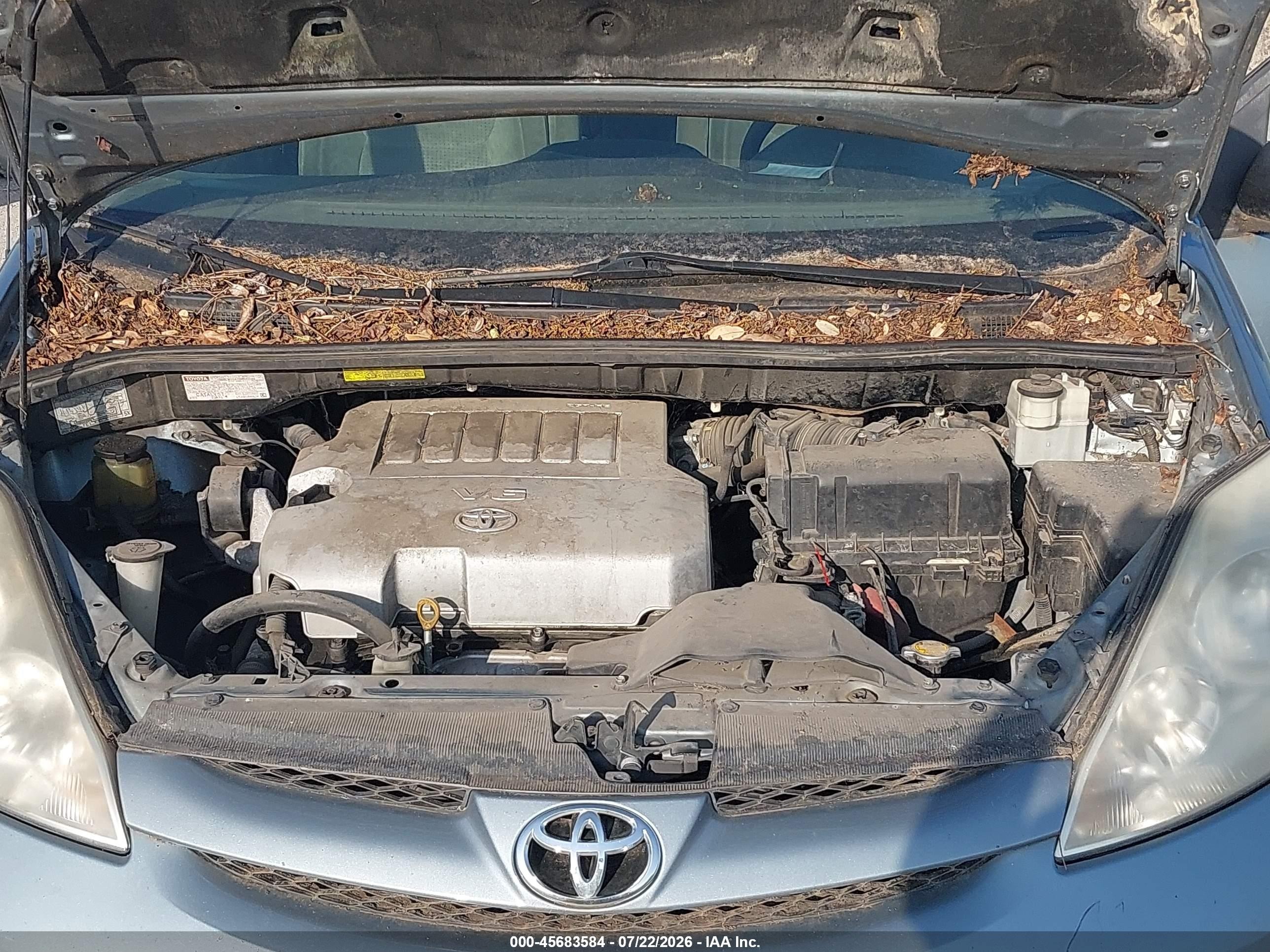 2008 Toyota Sienna Le Blue vin: 5TDZK23C38S123397