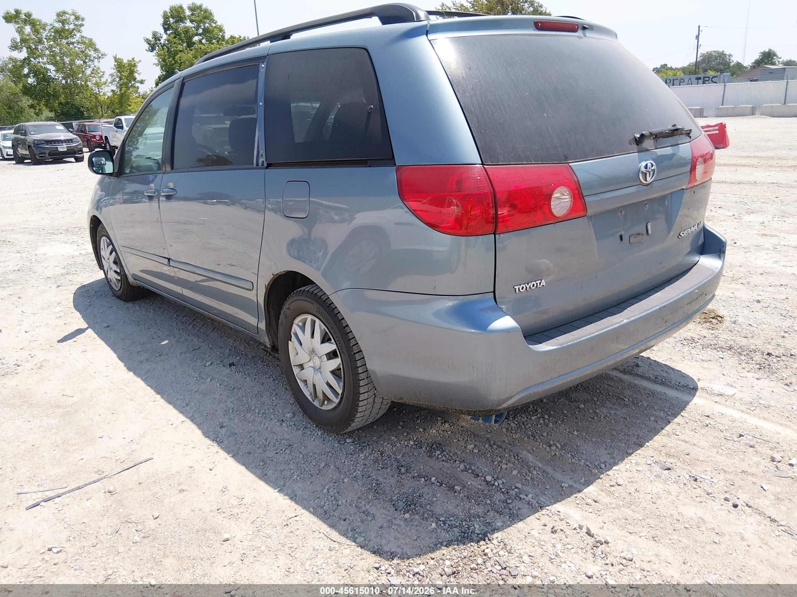 2008 Toyota Sienna Le Blue vin: 5TDZK23C38S125277