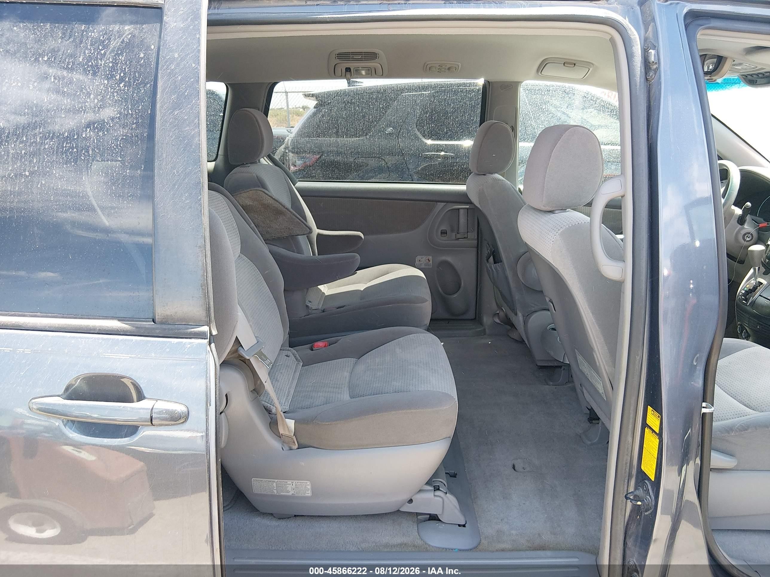 2008 Toyota Sienna Le Gray vin: 5TDZK23C38S145478