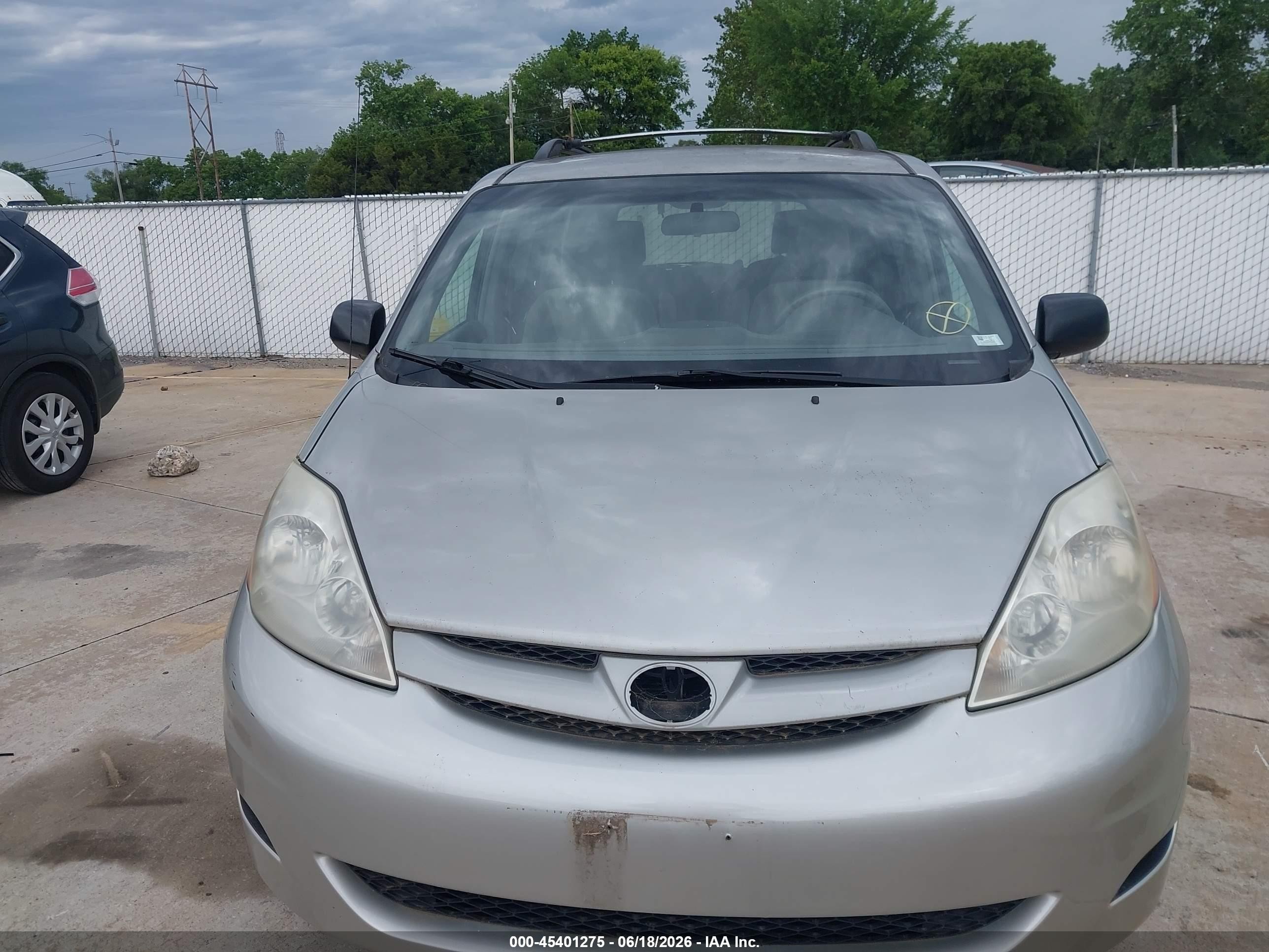 2008 Toyota Sienna Le Beige vin: 5TDZK23C38S154326