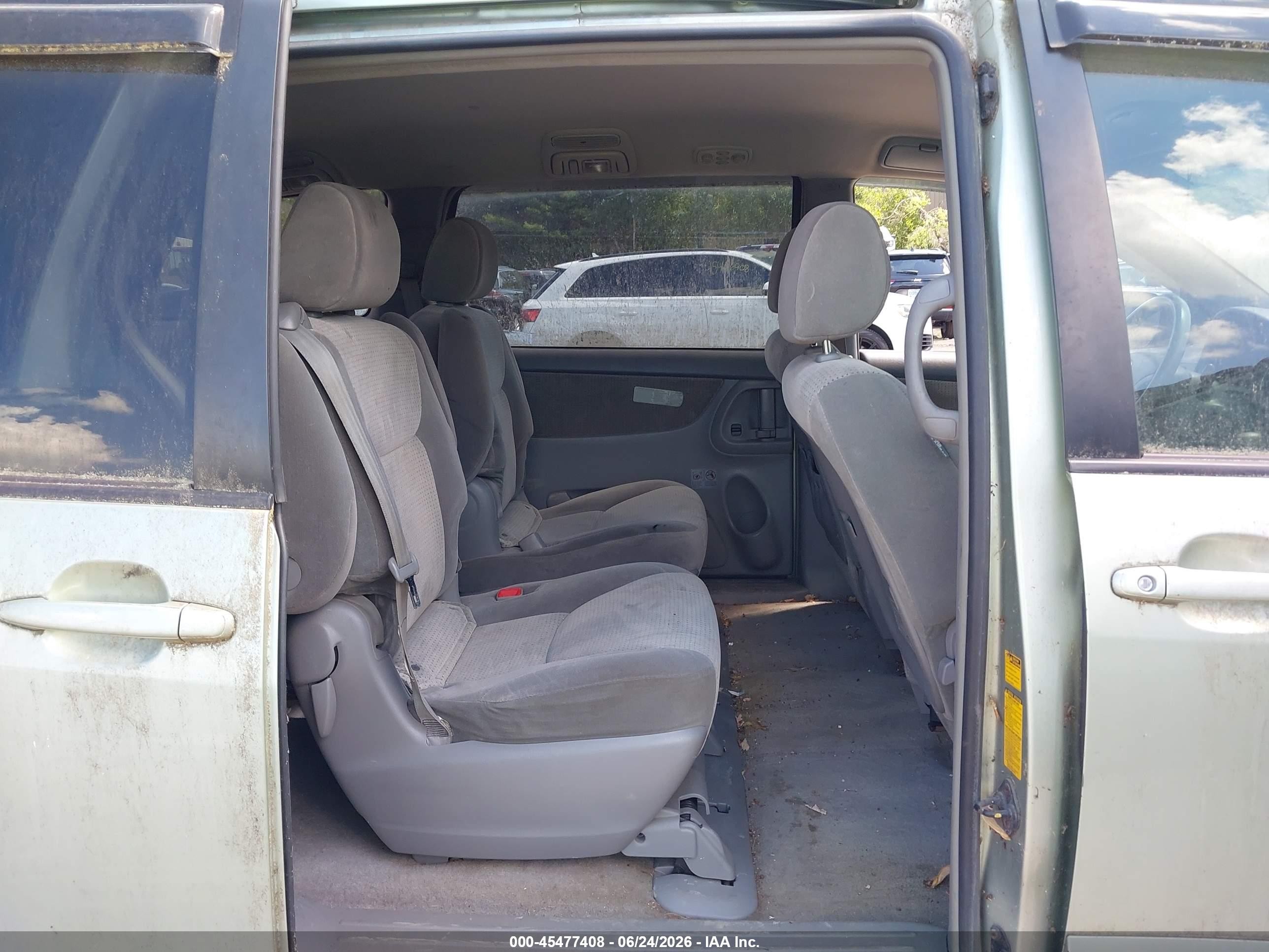 2008 Toyota Sienna Le Green vin: 5TDZK23C38S176701