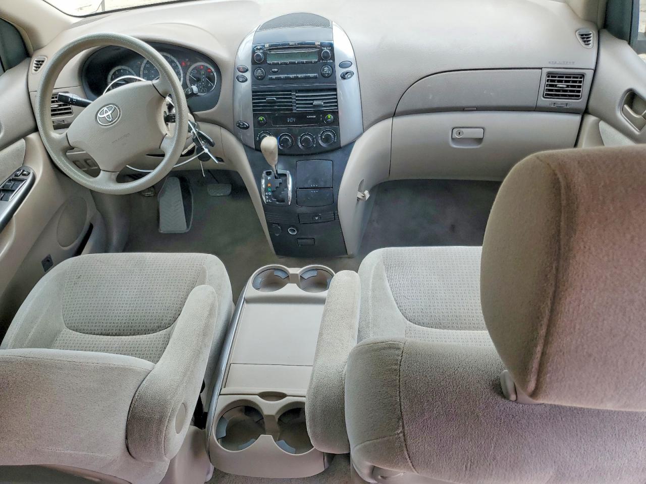 2008 Toyota Sienna Ce 7-passenger Gold vin: 5TDZK23C38S221992
