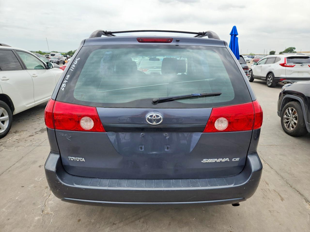 2009 Toyota Sienna Ce 7-passenger Gray vin: 5TDZK23C39S226014