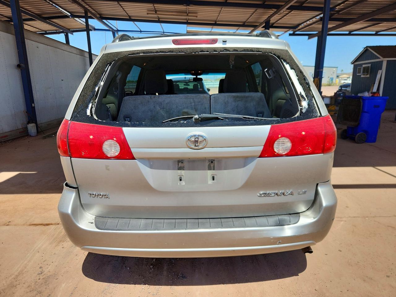 2009 Toyota Sienna Le 7-passenger Silver vin: 5TDZK23C39S227096