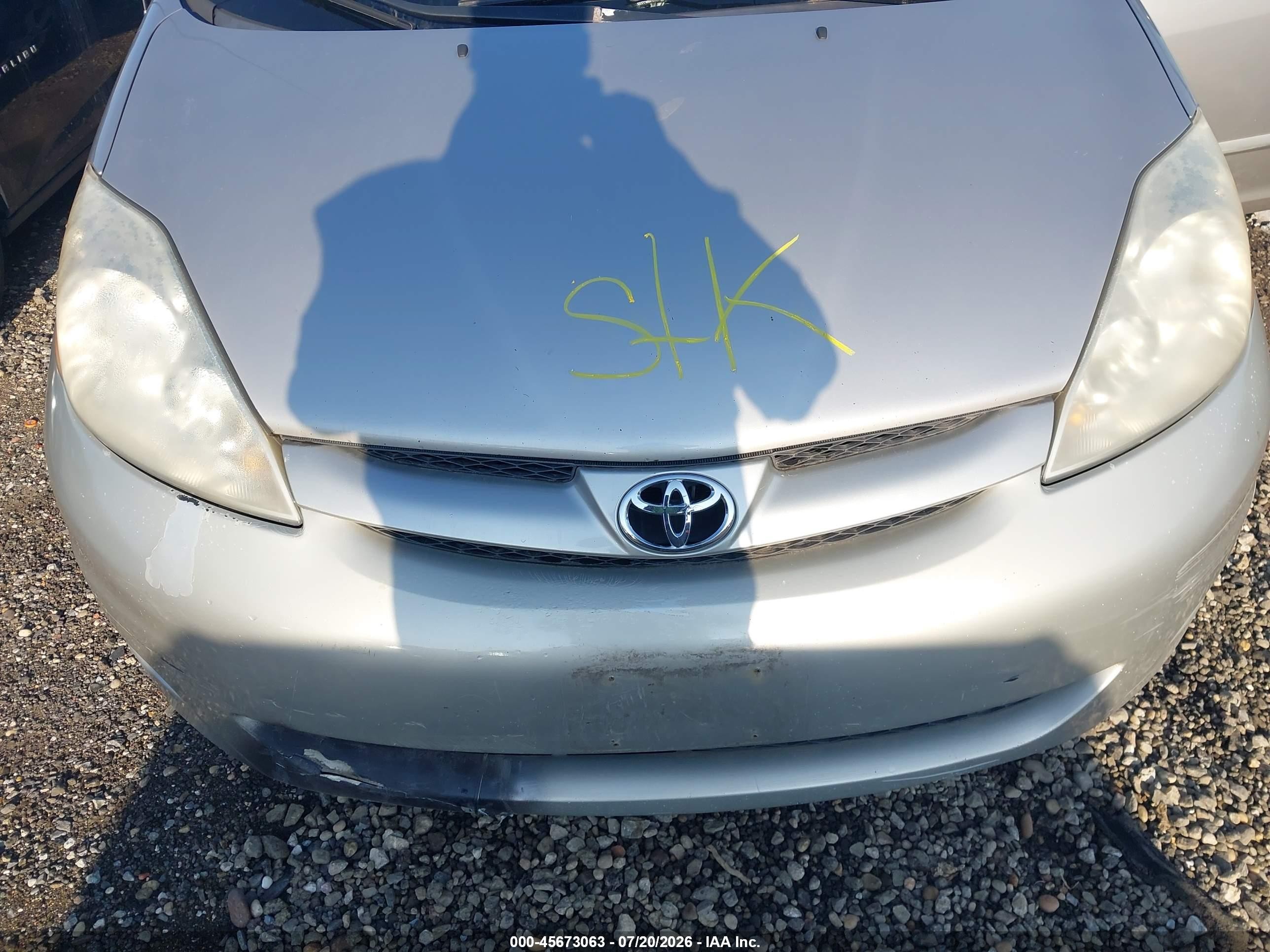 2009 Toyota Sienna Le Серый vin: 5TDZK23C39S263452