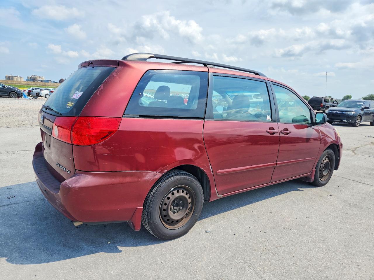 2009 Toyota Sienna Ce 8-passenger Red vin: 5TDZK23C39S274094