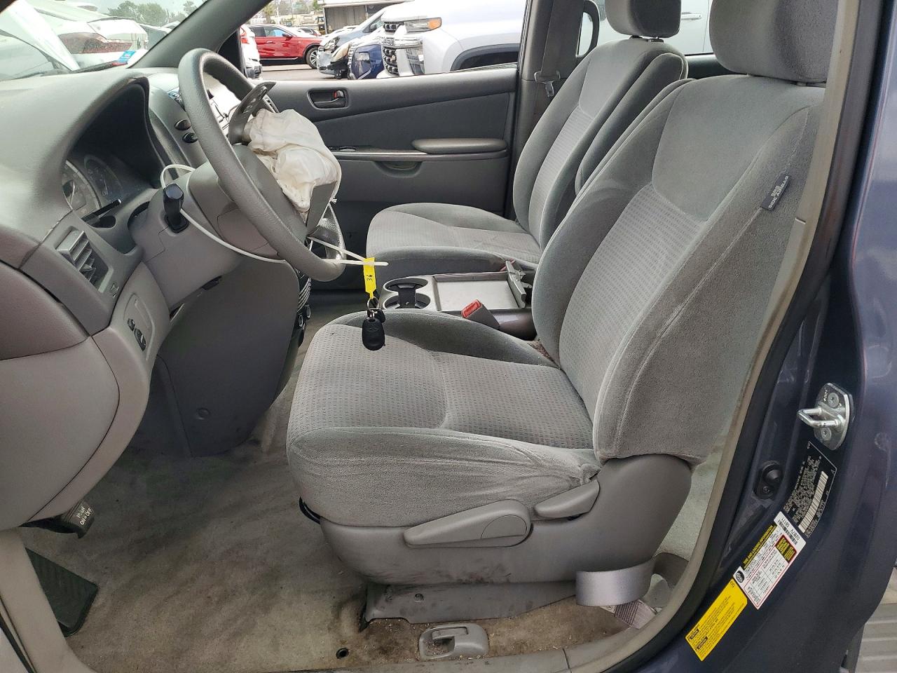 2008 Toyota Sienna Ce 7-passenger Charcoal vin: 5TDZK23C48S128608