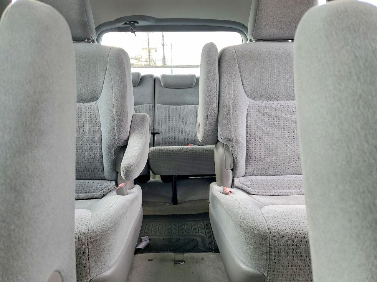 2008 Toyota Sienna Ce 7-passenger Charcoal vin: 5TDZK23C48S128608