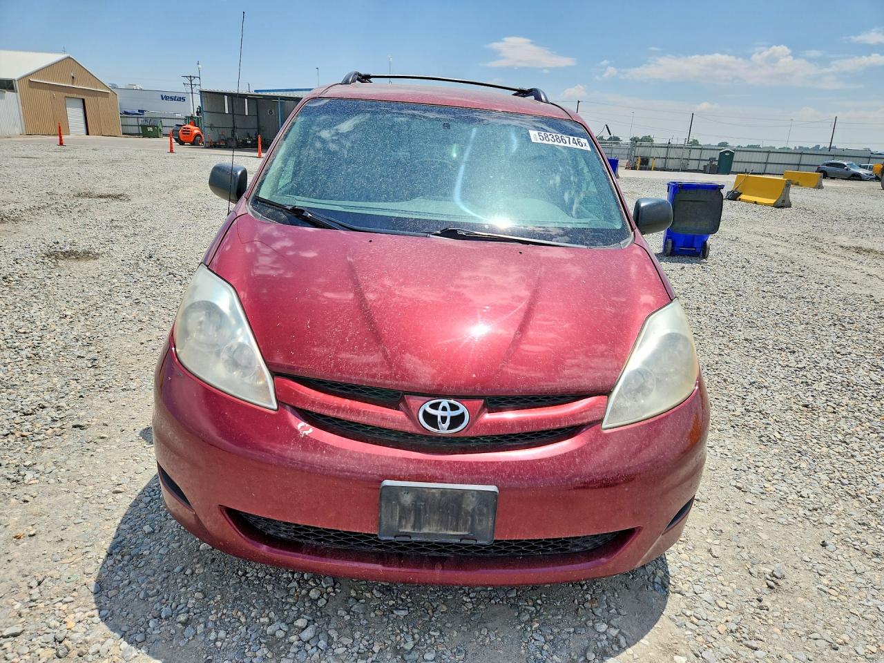 2008 Toyota Sienna Le 7-passenger Red vin: 5TDZK23C48S160359