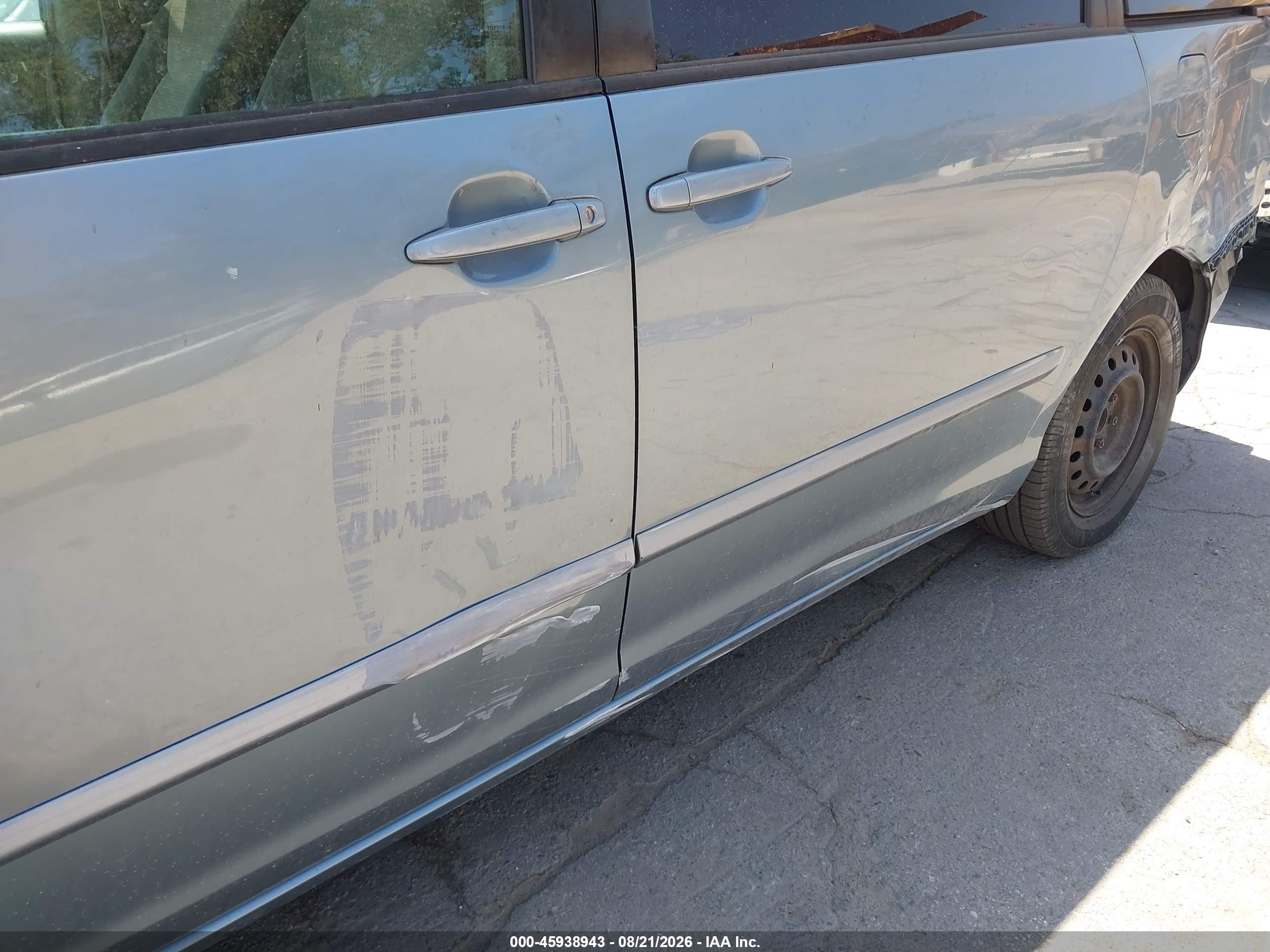 2008 Toyota Sienna Le Silver vin: 5TDZK23C48S165965