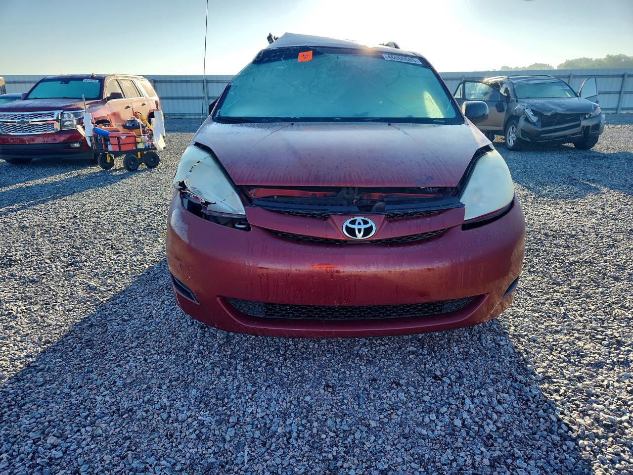 2008 Toyota Sienna Le 7-passenger Burgundy vin: 5TDZK23C48S191658