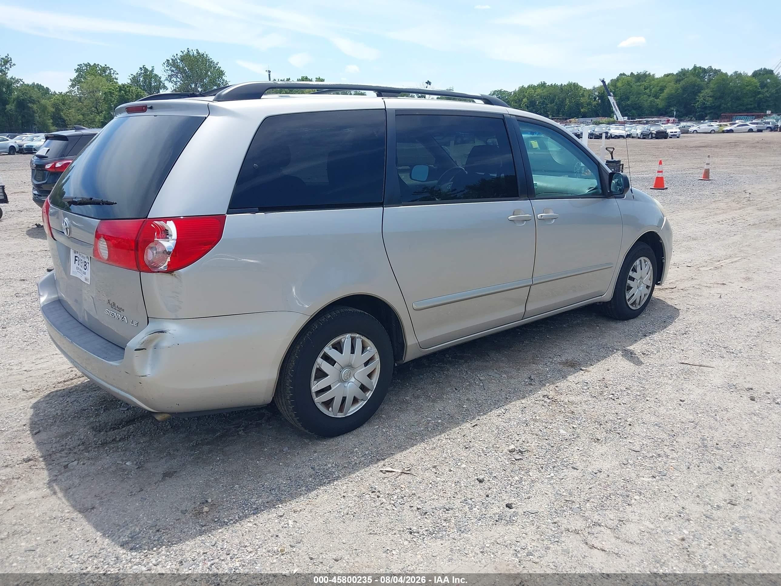 2008 Toyota Sienna Le Silver vin: 5TDZK23C48S196875
