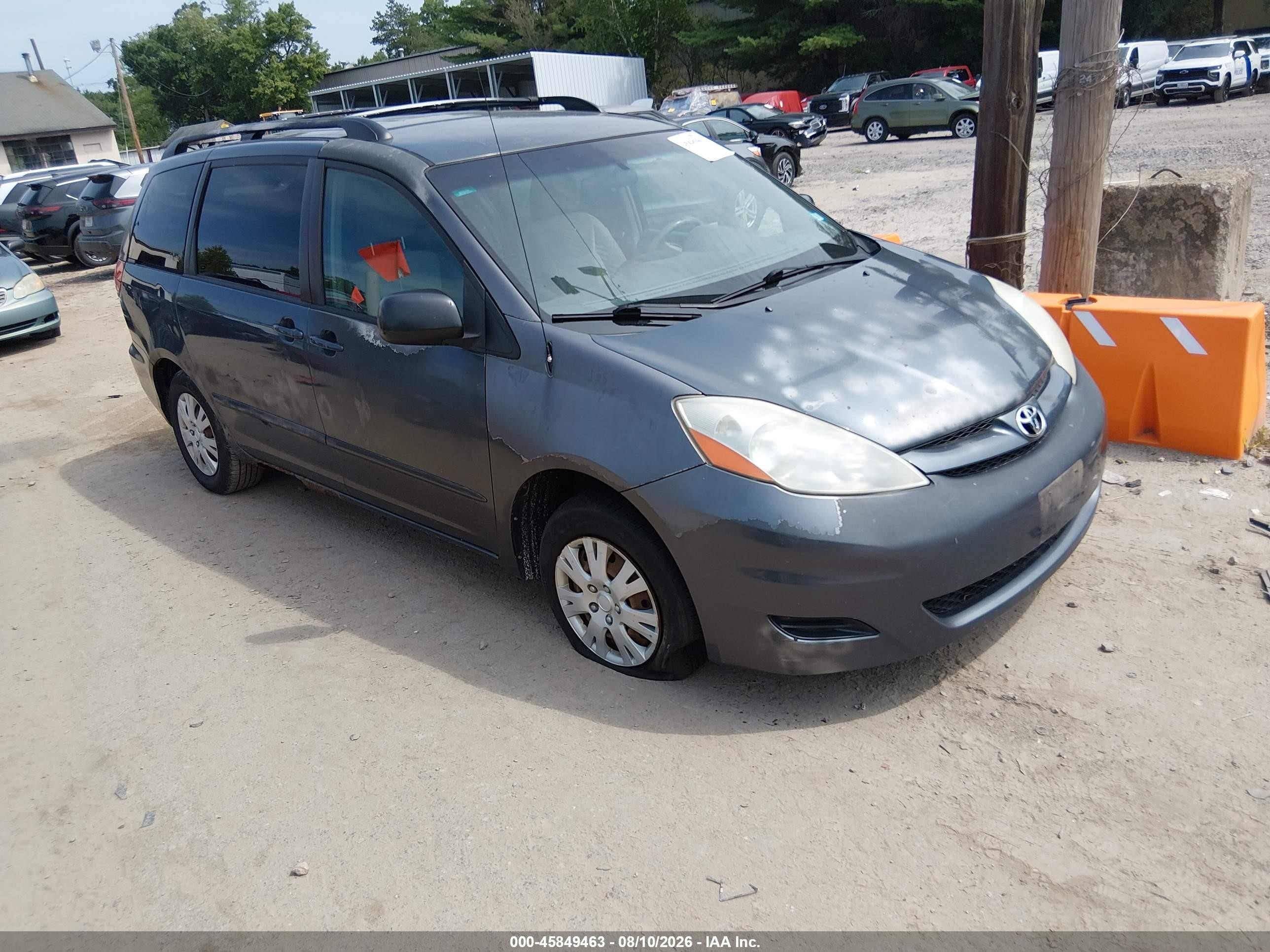 2008 Toyota Sienna Le Light Blue vin: 5TDZK23C48S206630