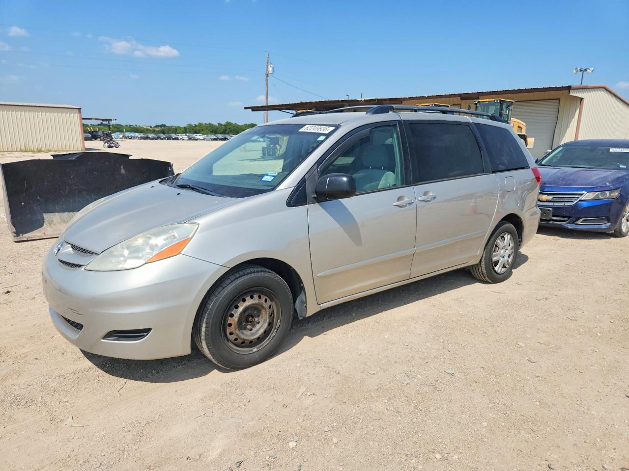2008 Toyota Sienna Le 7-passenger Silver vin: 5TDZK23C48S207454