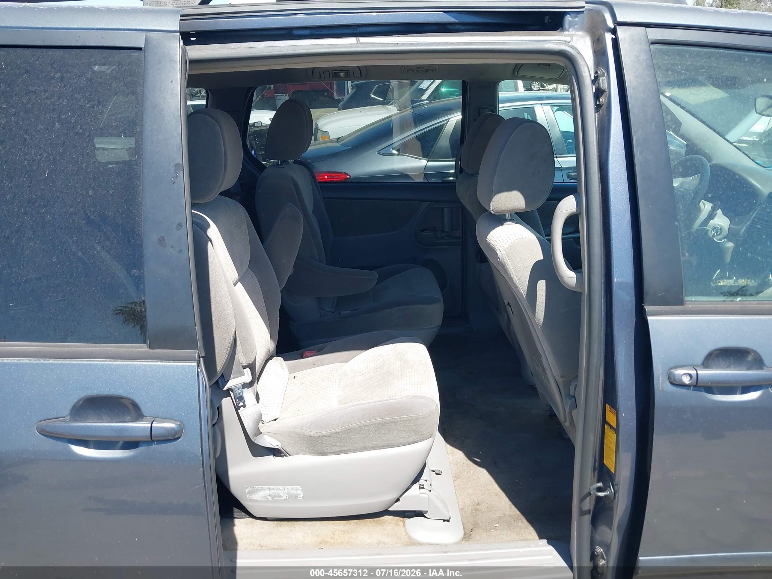 2009 Toyota Sienna Le Gray vin: 5TDZK23C49S231058