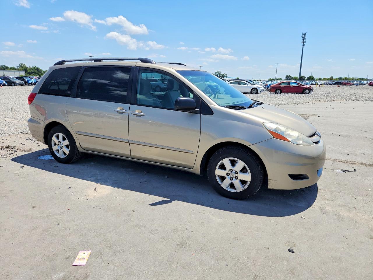 2009 Toyt Sienna Tan vin: 5TDZK23C49S242741