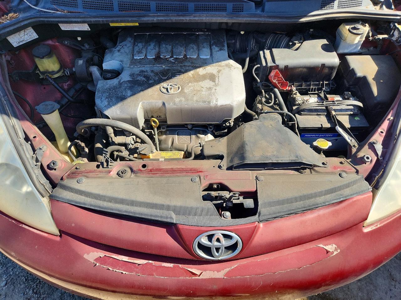 2009 Toyota Sienna Le 8-passenger Red vin: 5TDZK23C49S249608