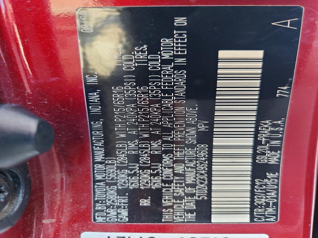 2009 Toyota Sienna Le 8-passenger Red vin: 5TDZK23C49S249608