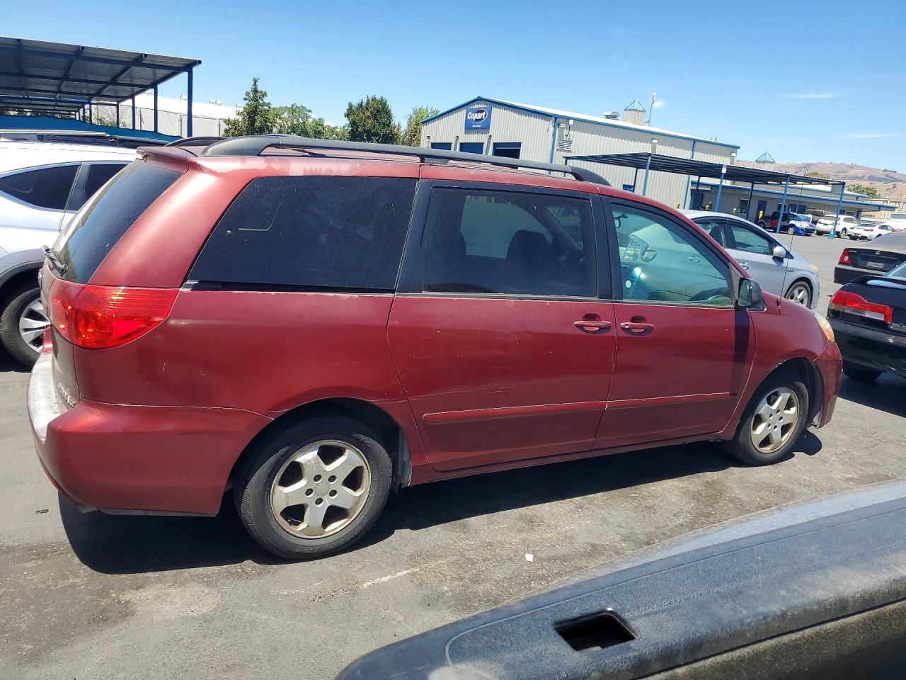 2009 Toyota Sienna Le 8-passenger Темно-бордовый vin: 5TDZK23C49S283774