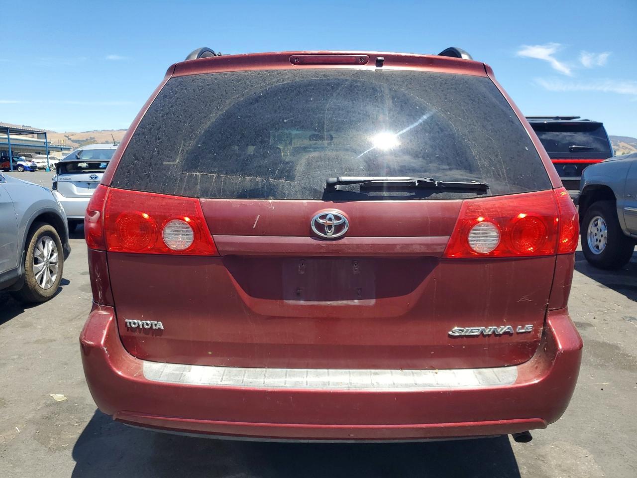 2009 Toyota Sienna Le 8-passenger Темно-бордовый vin: 5TDZK23C49S283774