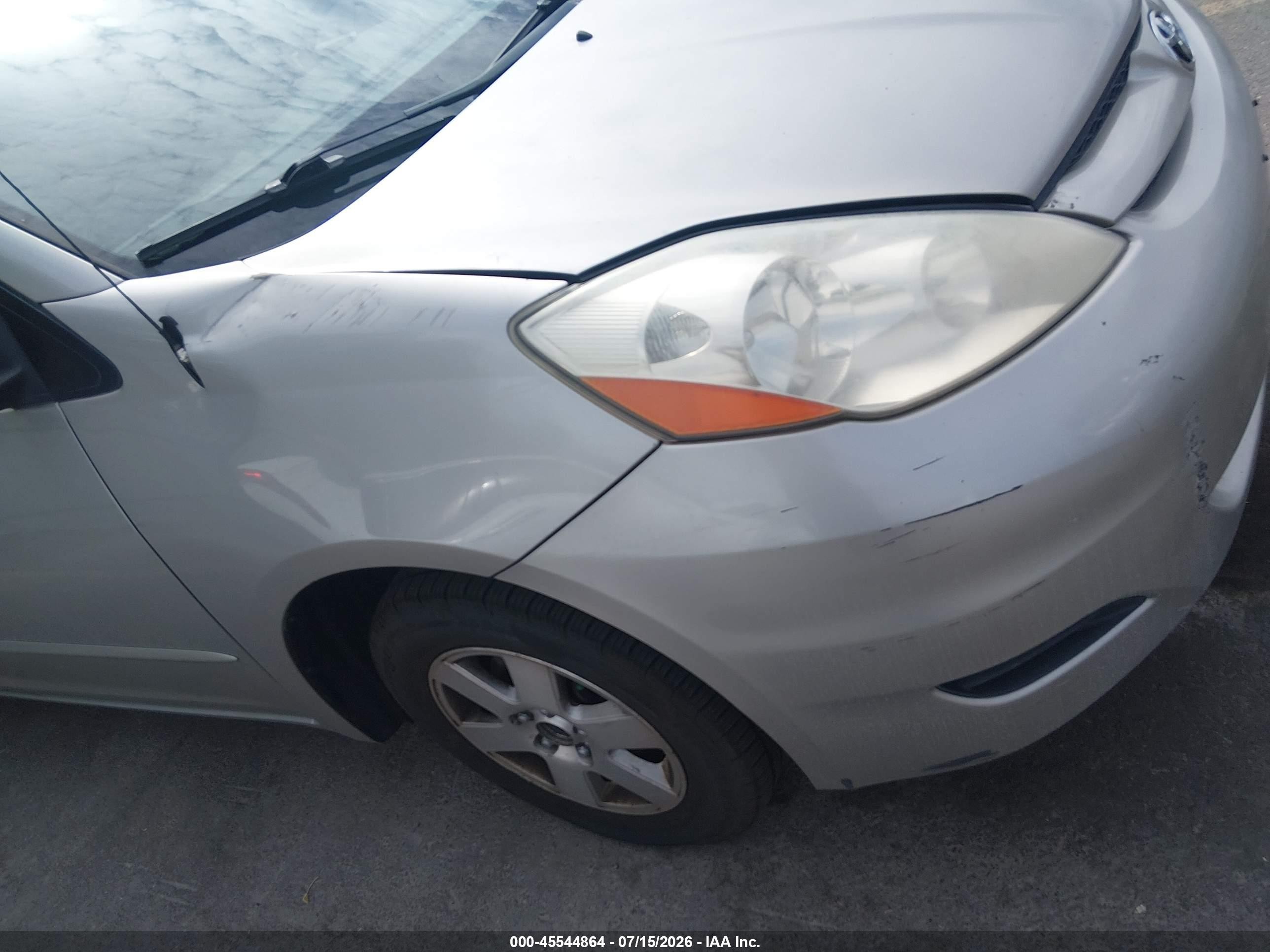 2007 Toyota Sienna Le Silver vin: 5TDZK23C57S003163